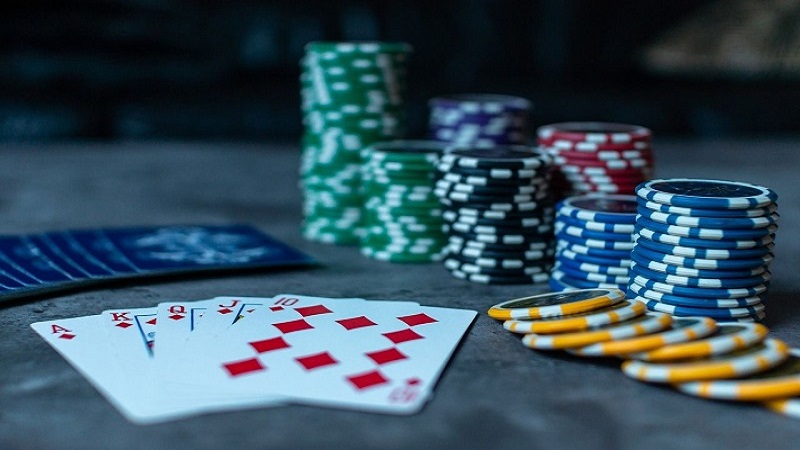 Lưu ý về độ mạnh - yếu của tổ hợp bài Poker